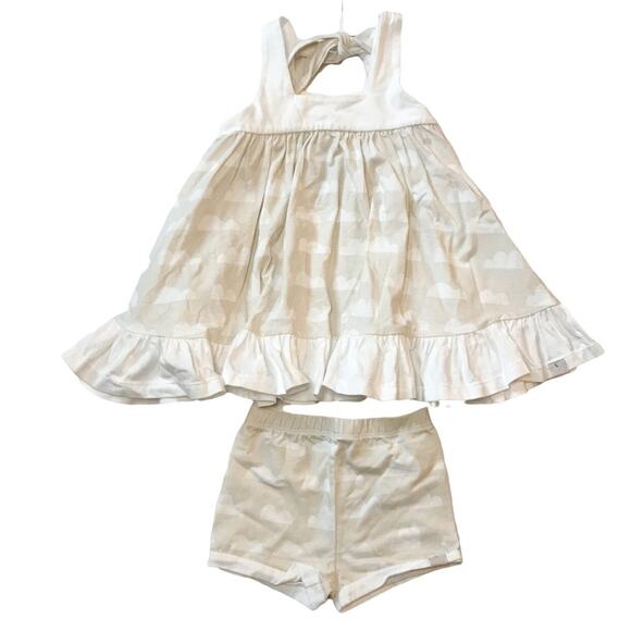 Omi Jo Well Dressed Wolf Puffy Clouds Aunt Heart Tunic and Shorts 18M - Picture 1 of 5